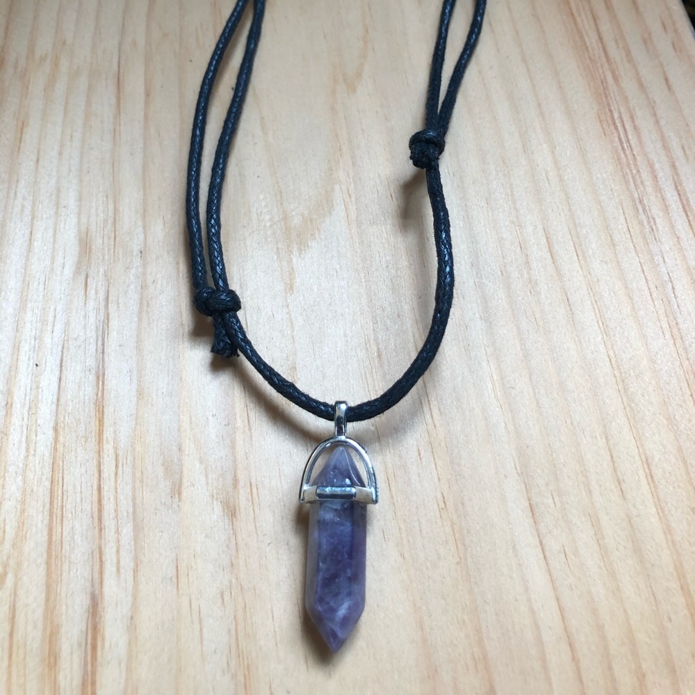 ⚡️2/$10 Crystal Pendant Necklaces⚡️